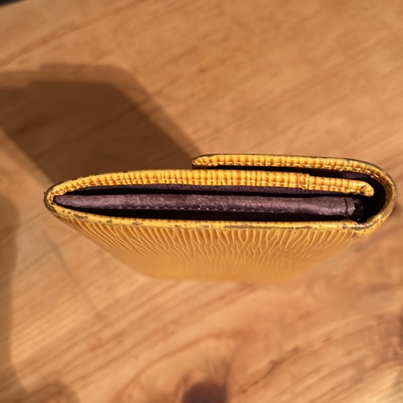 Louis Vuitton Wallet - zipper pull missing but still zips - Picture 3 of 8